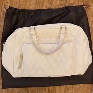 NWT Bella Russo Cream White Quilted Weekender Duffle Bag